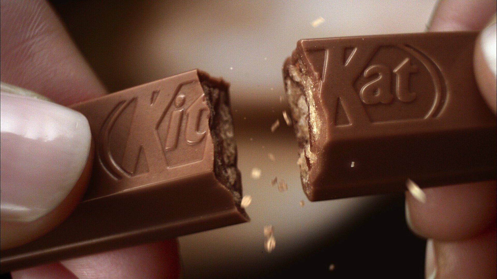 Kit Kat Original – Pack de 24 Unidades – Barritas de Chocolate Crujiente 4 Finge - 2